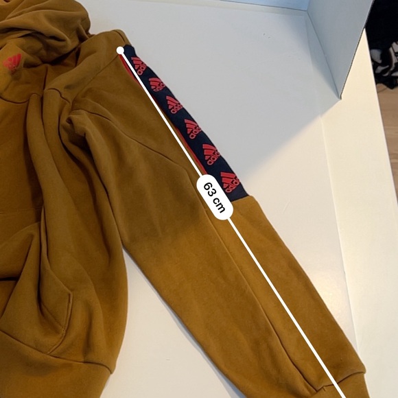 Men’s Adidas hoodie, size medium, in brown, blue, and red. - Picture 7 of 9